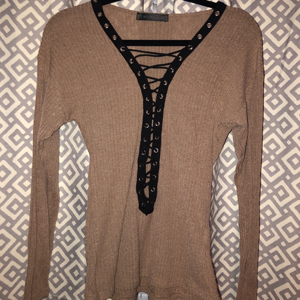Long sleeve tan laced shirt